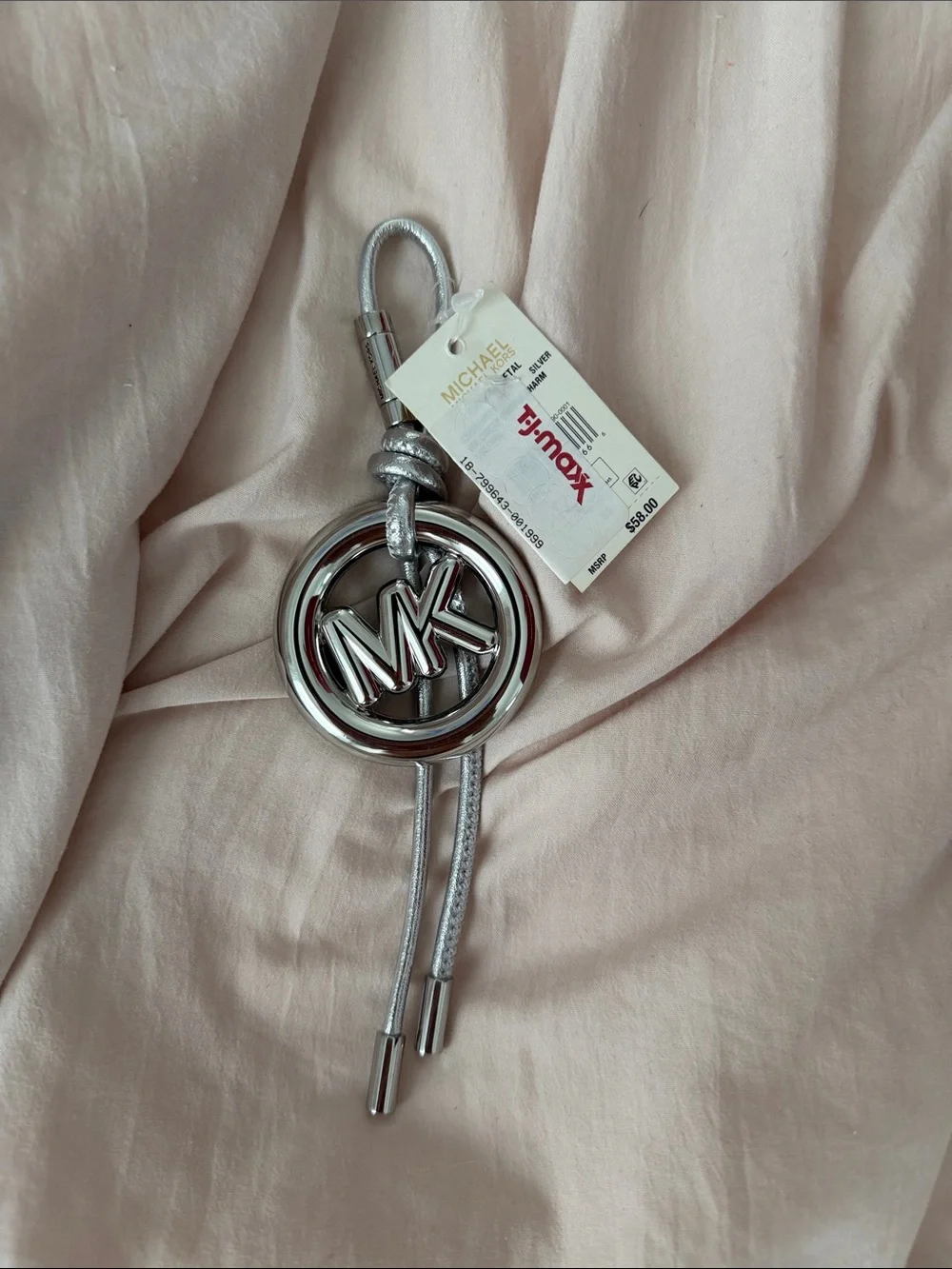 Bag charm! Michael Kors Silver Metallic MK Circle Bag Charm Keyring